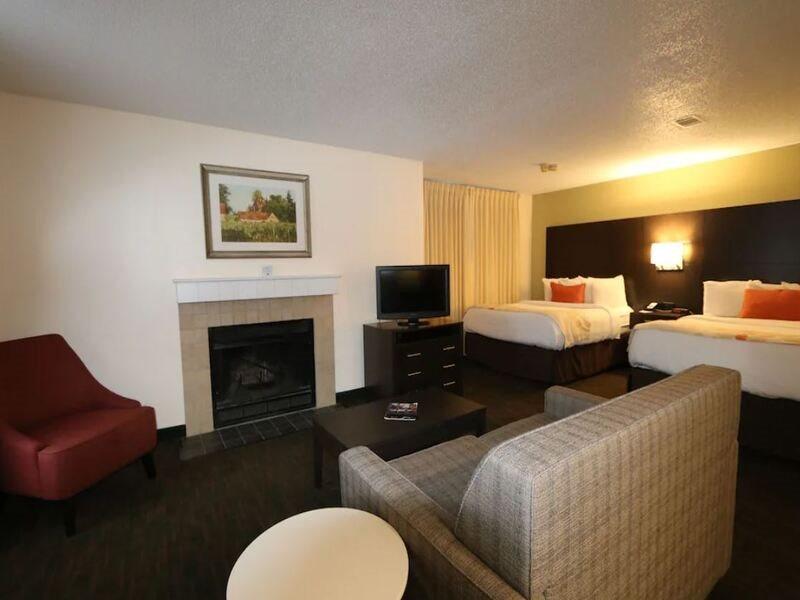 Fairbridge Inn & Suites - Akron Copley Township - West ภายนอก รูปภาพ
