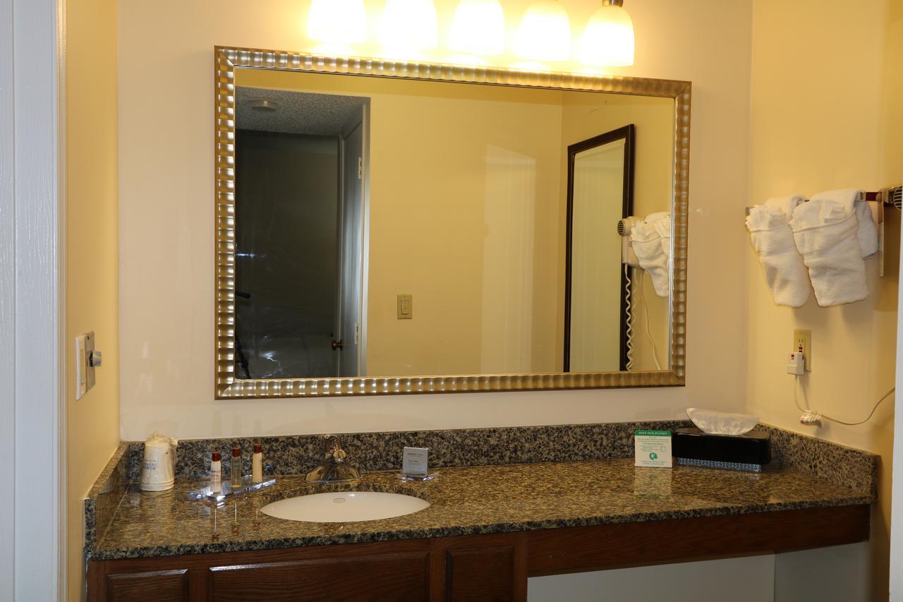 Fairbridge Inn & Suites - Akron Copley Township - West ภายนอก รูปภาพ