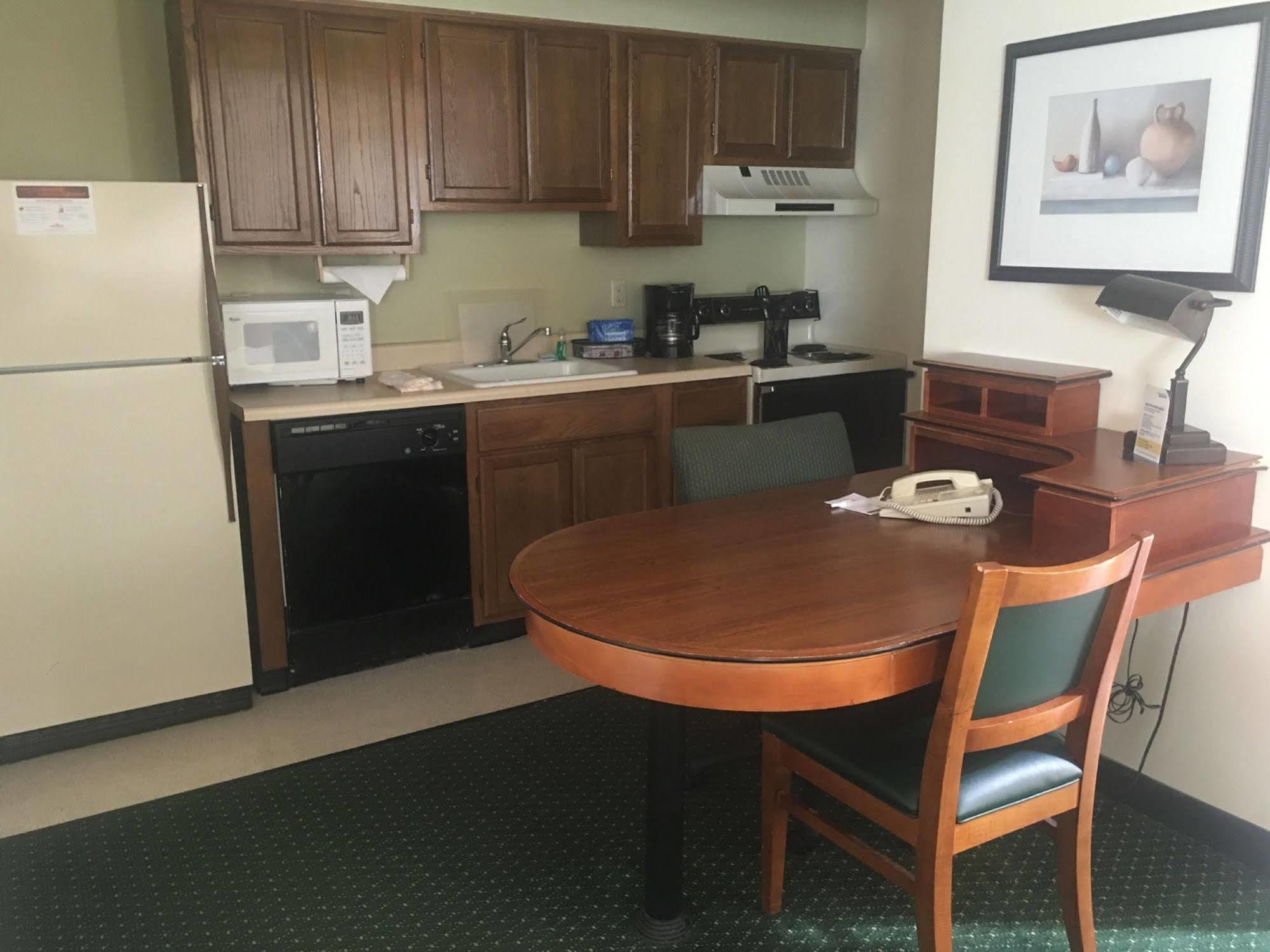 Fairbridge Inn & Suites - Akron Copley Township - West ภายนอก รูปภาพ