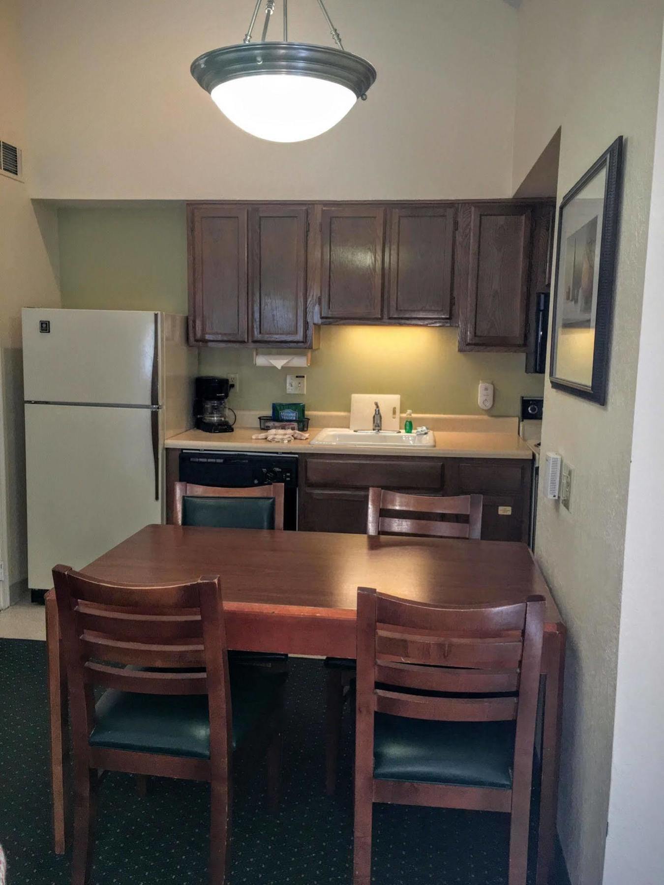 Fairbridge Inn & Suites - Akron Copley Township - West ภายนอก รูปภาพ
