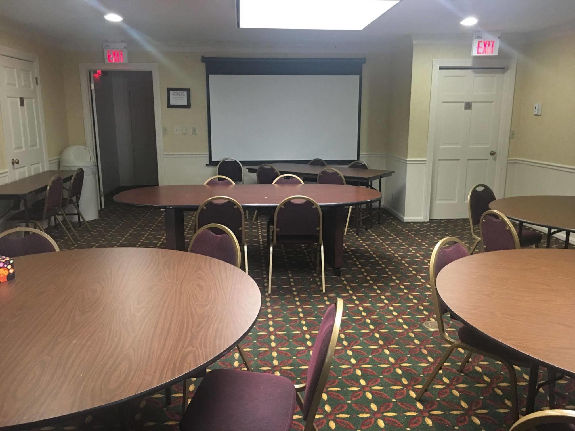 Fairbridge Inn & Suites - Akron Copley Township - West ภายนอก รูปภาพ